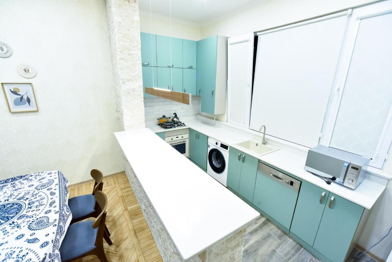 Lomina Apartment