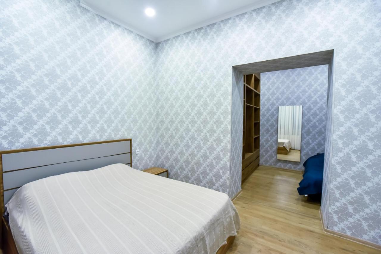 Lomina Apartment